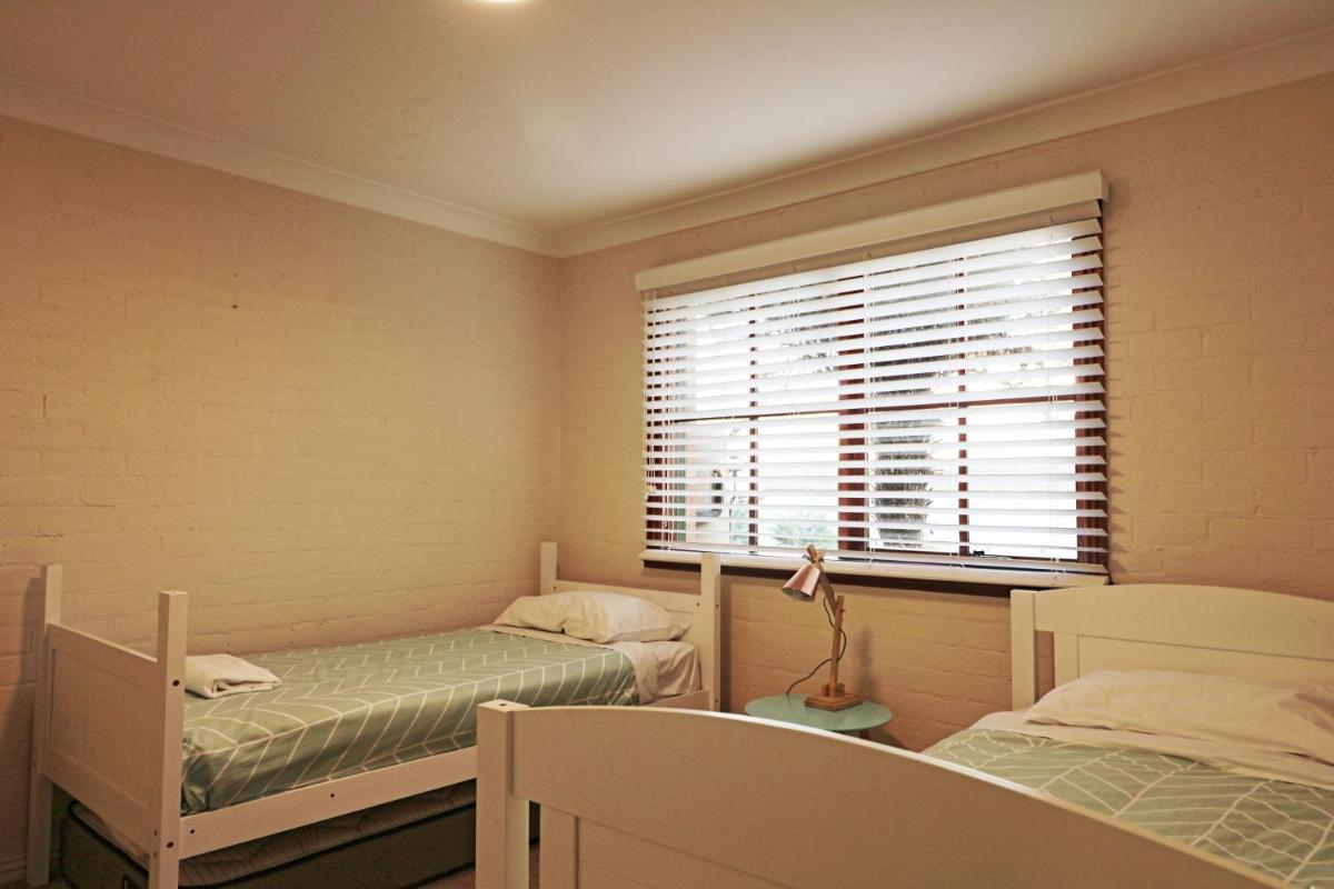 Jodi's Beach Retreat Eden - Housity