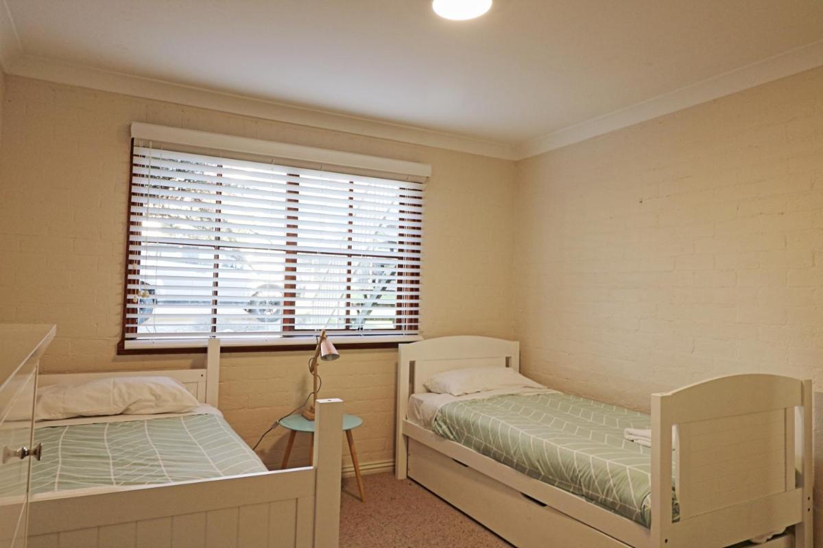 Jodi's Beach Retreat Eden - Housity