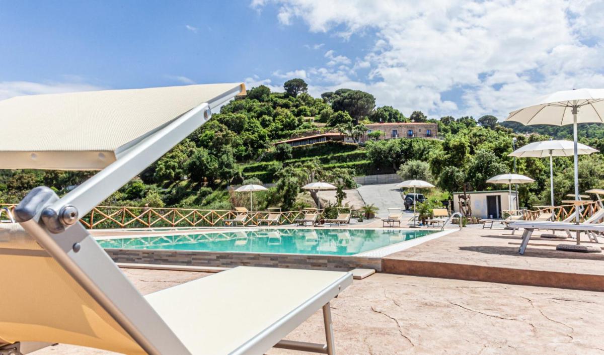 Villa Ginevra Resort Agrituristico - Housity