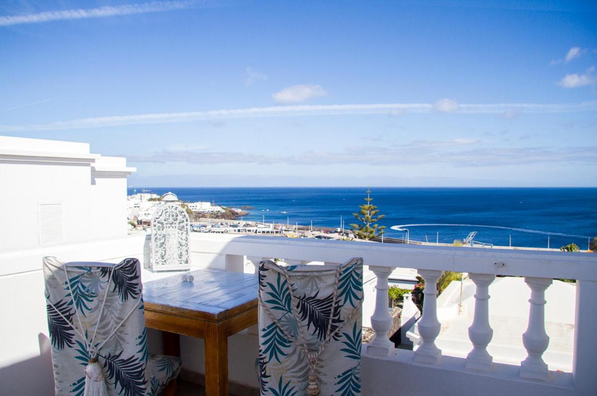 Apartments GINA y VISTA OCEANO - Housity