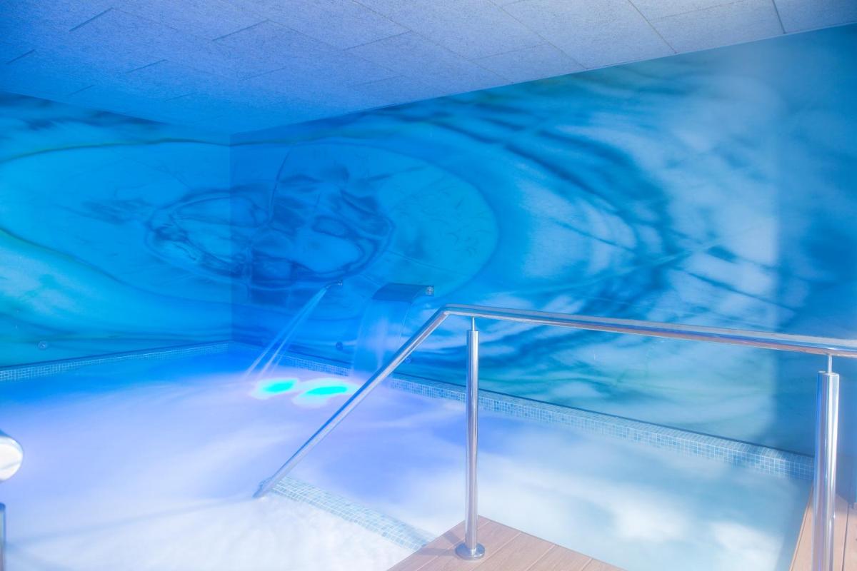 Imagen de la galería de GHT Oasis Tossa & Spa, en Tossa de Mar