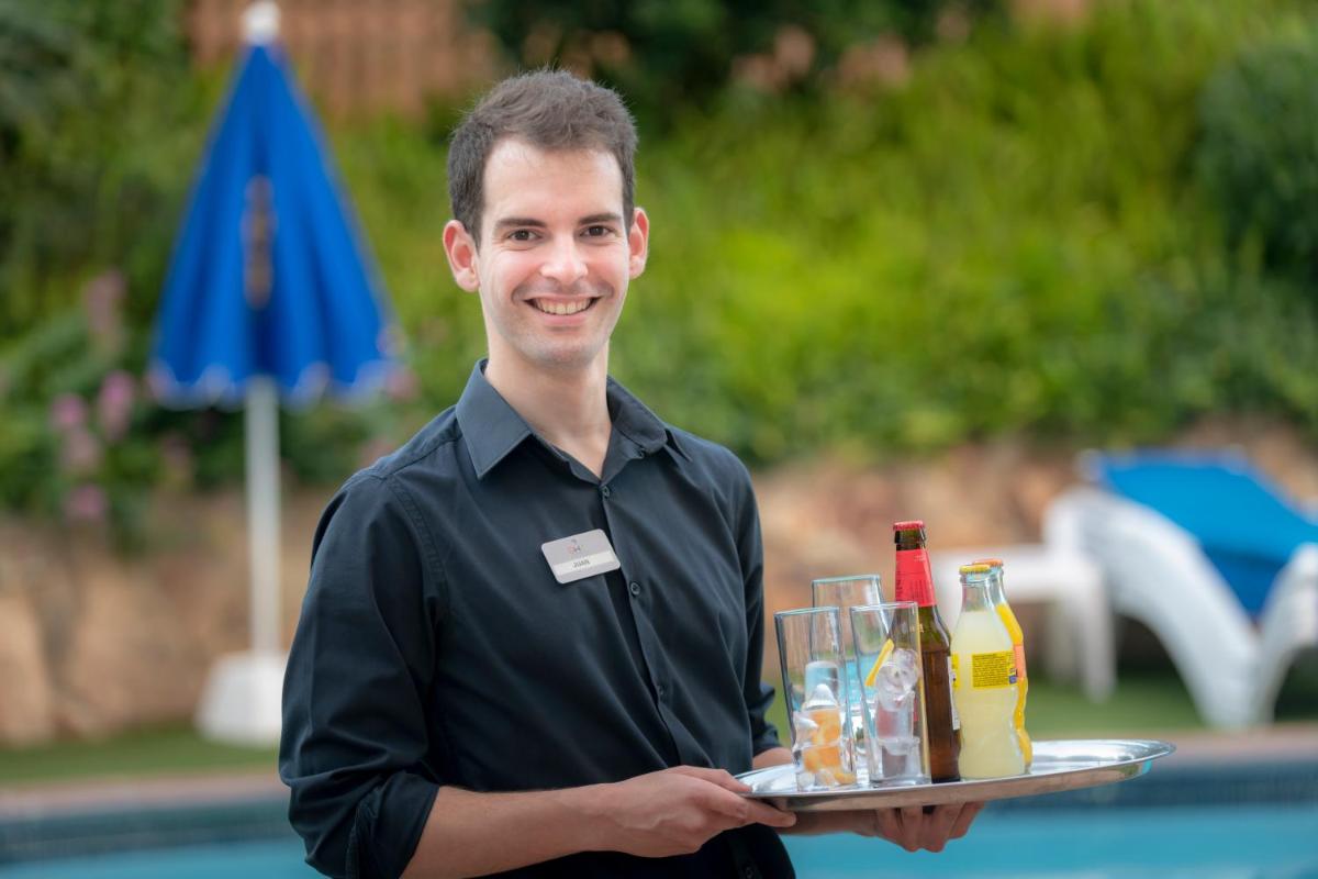 Bebidas en Hotel GHT Neptuno-Tossa & Venus SPA