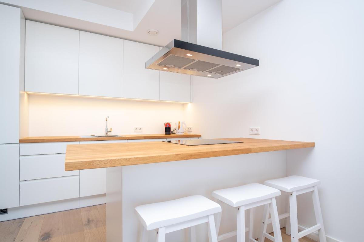 Dream Stay - 2 Porto Franco Apartments near Old Town - Housity