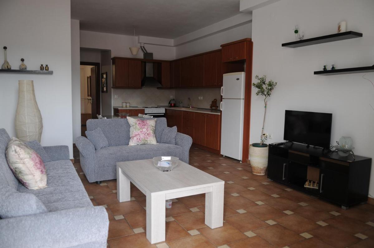 Suitetrails - Apartment in the city of Samos