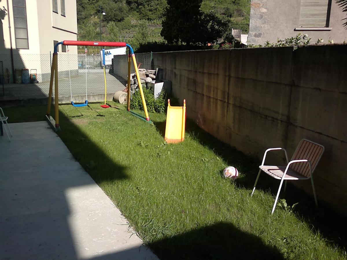 Atirano - Housity
