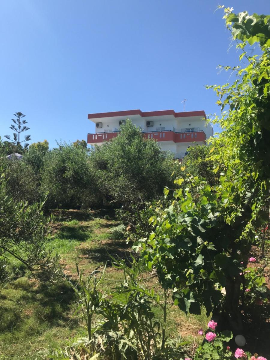 Knossos - Housity