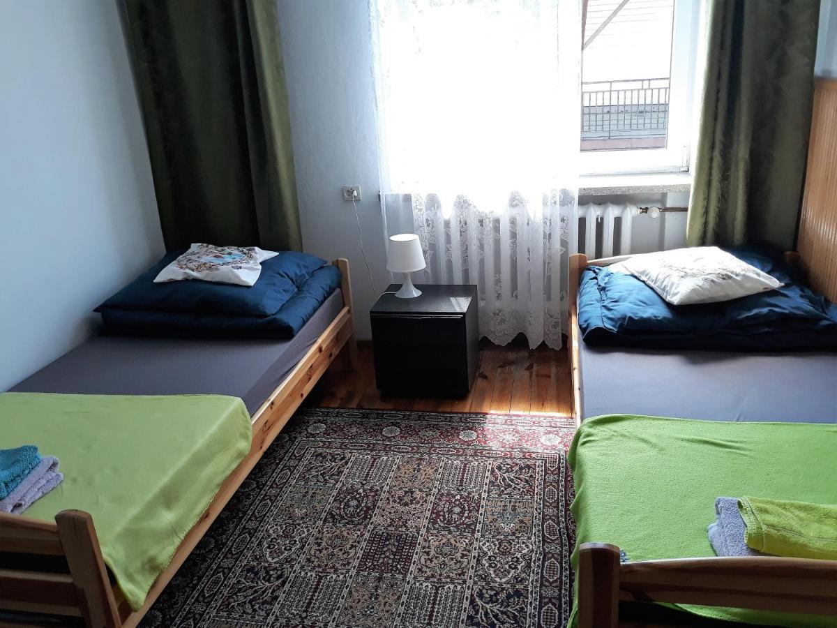 Przy Starej Lipie - Housity