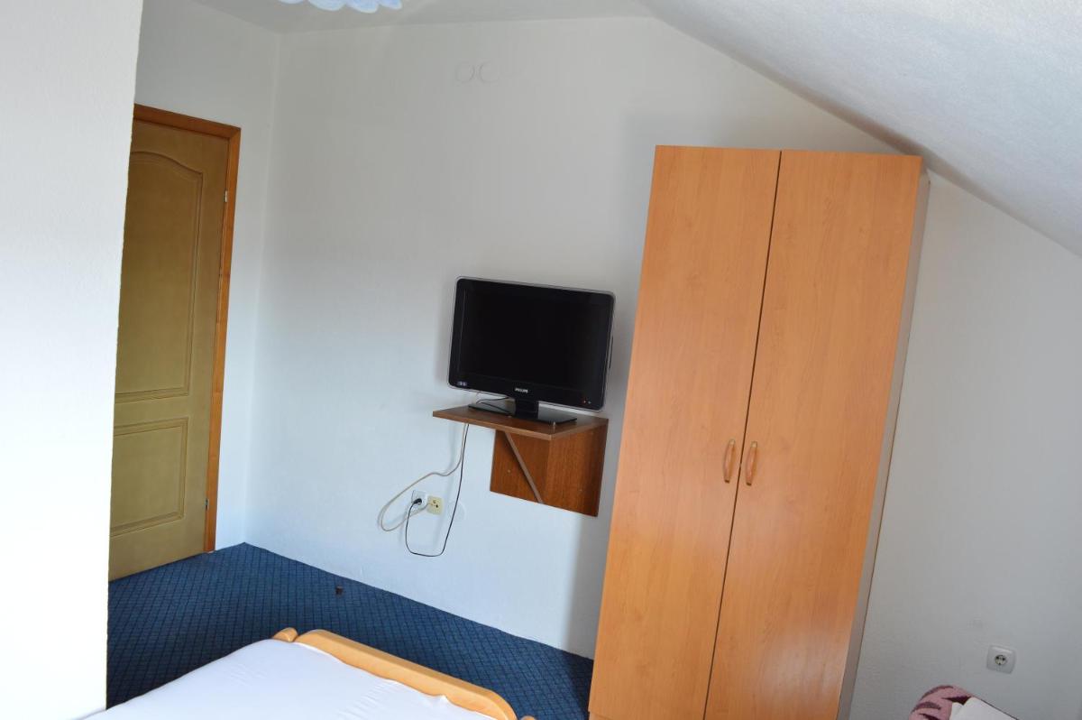 Motel Signal - Housity