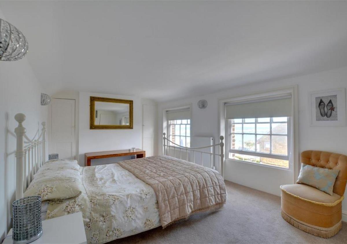 Nelson Cottage - Housity