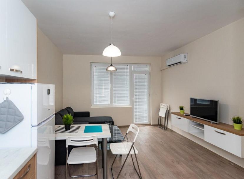 Apartment Galia in Burgas city center - Housity