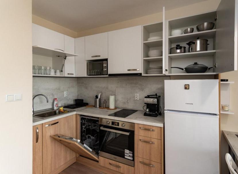 Apartment Galia in Burgas city center - Housity