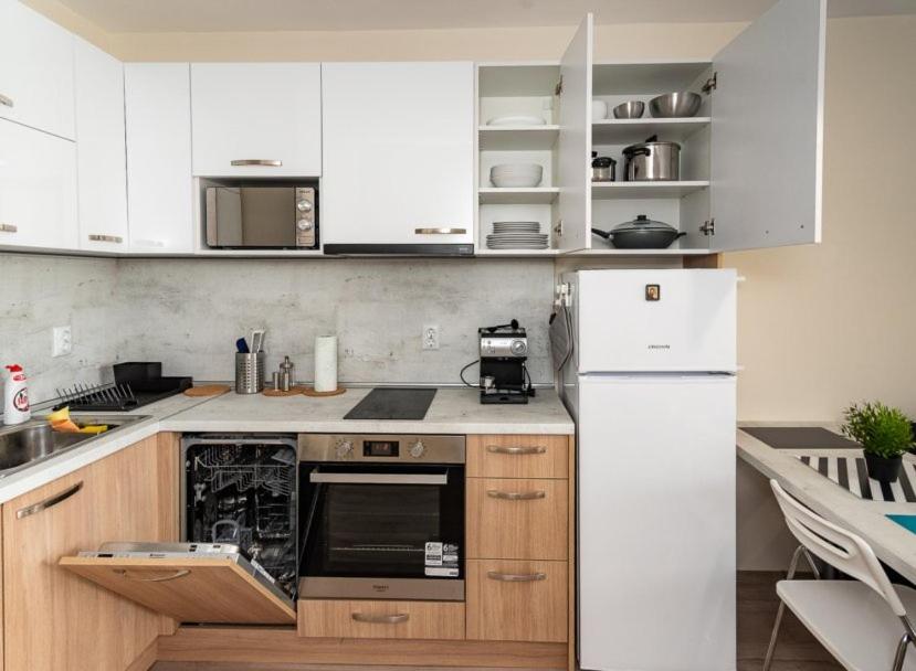 Apartment Galia in Burgas city center - Housity
