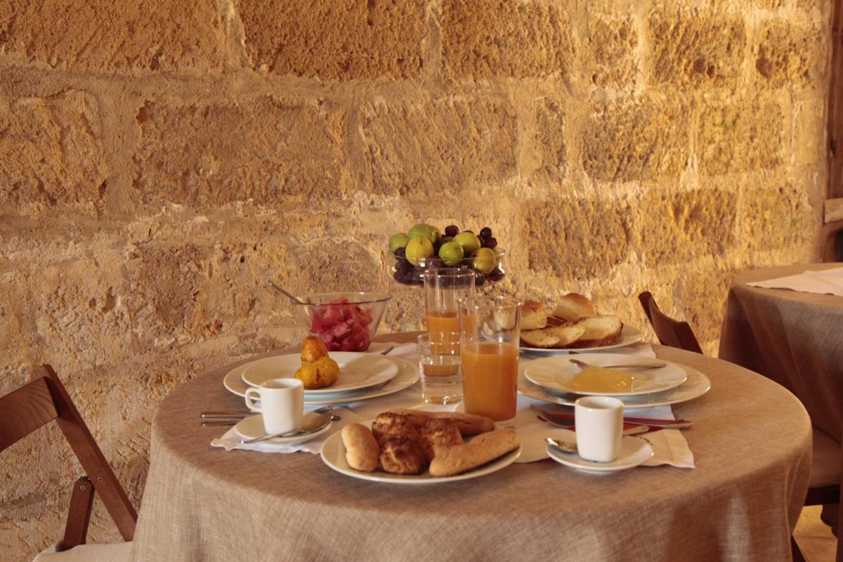 Hotel Baglio Catalano - Housity