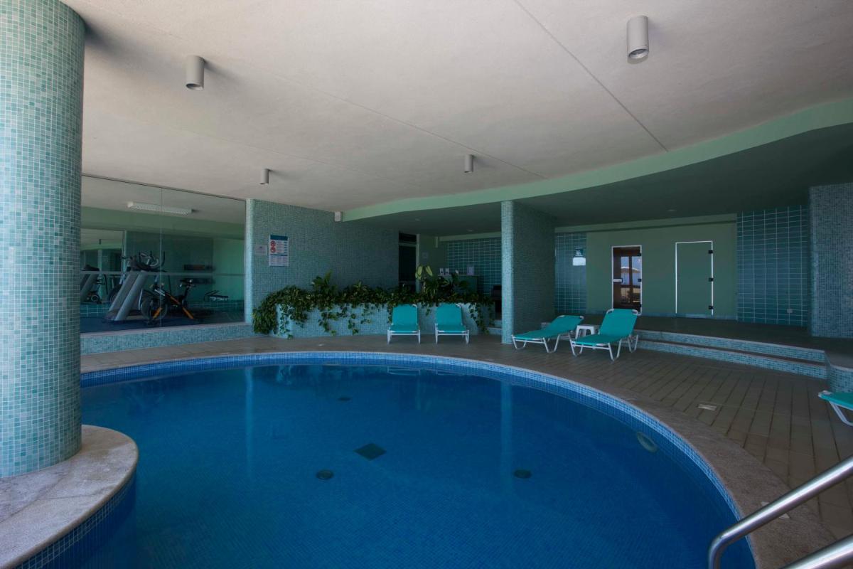 A piscina em ou perto de Madeira Regency Cliff - Adults Only