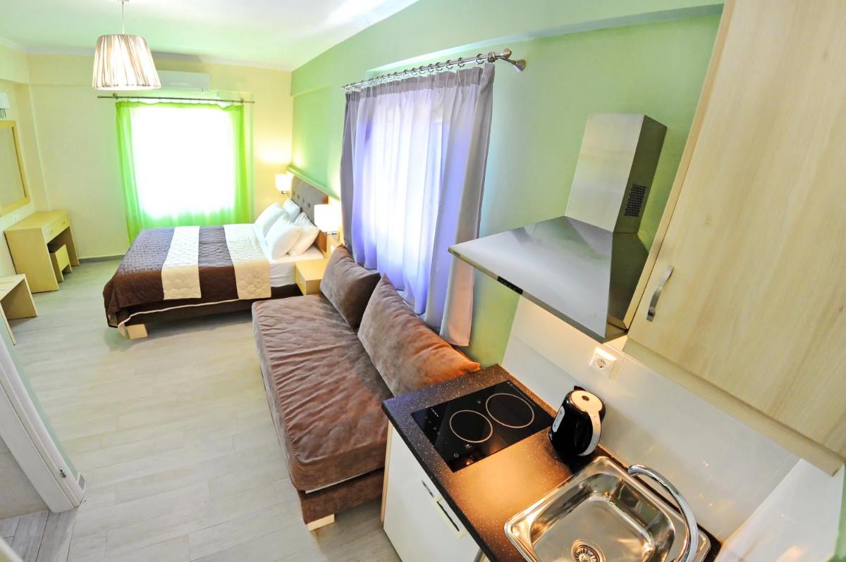 Vliho Bay Suites & Apartments - Housity
