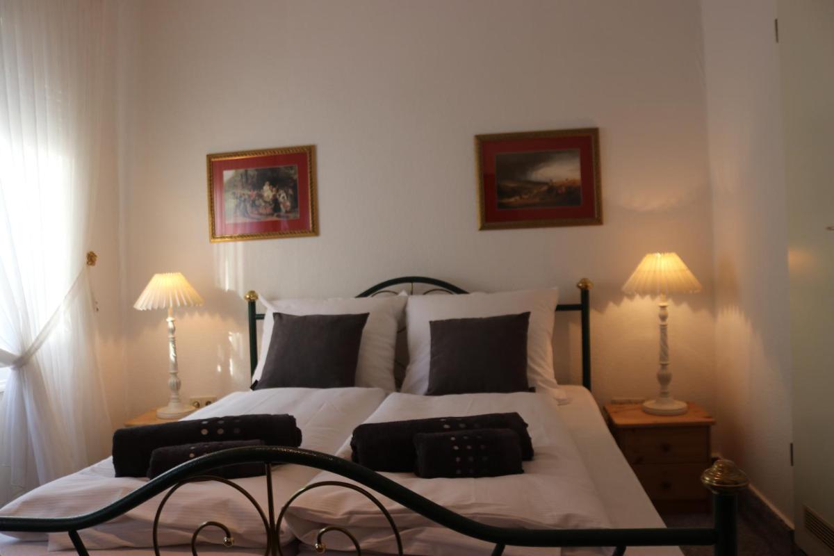 Hotel & Restaurant Pension Bei der Post - Housity