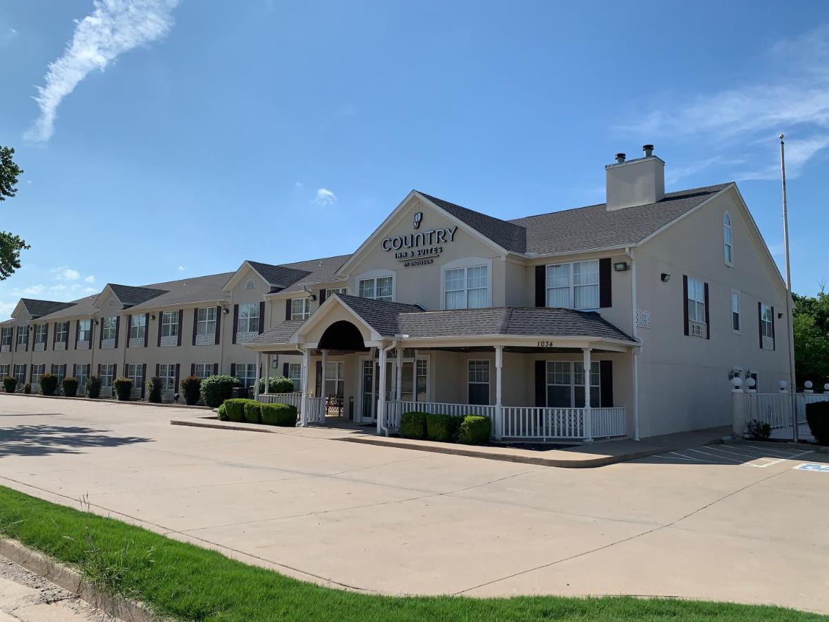 Country Inn & Suites by Radisson, Tulsa, OK - Housity