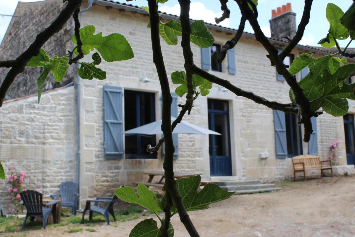 Château des Loups - Les Pommiers - Housity
