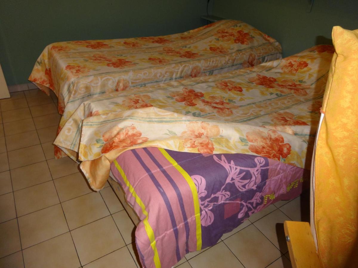 Studio n°2 avec terrasse, agréable, bien situé - Housity