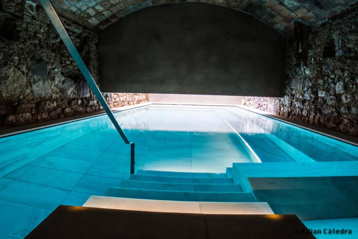 Piscina en o cerca de Balneari Termes Victòria