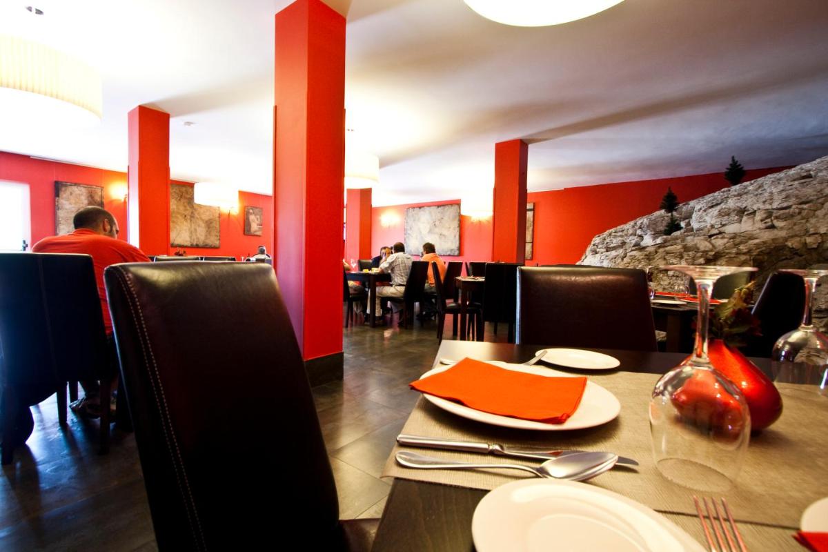 Hotel Restaurante Puente Romano - Housity