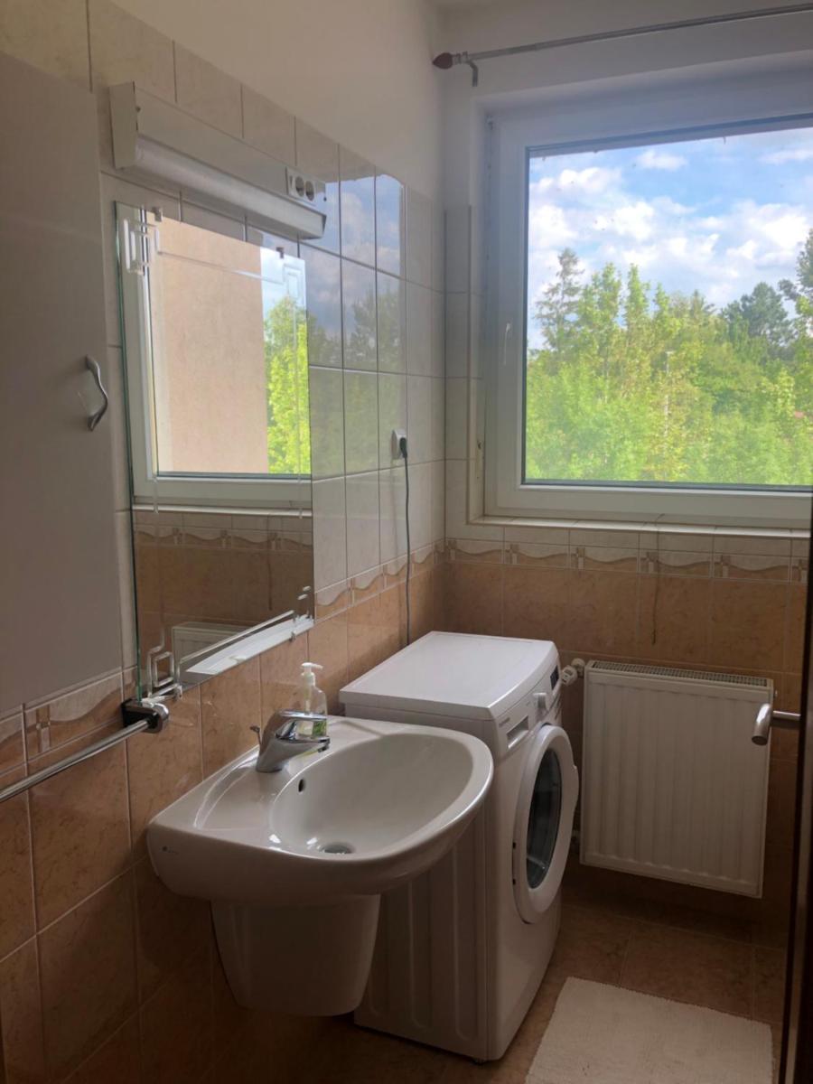 Siófoki Vízparti Nyaraló - LakeSide Apartment - Housity