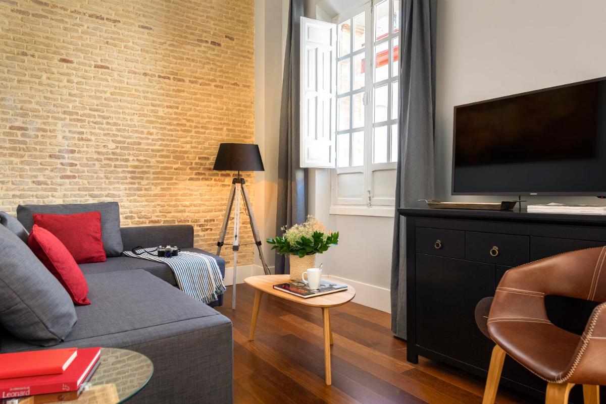 Imperial Luxury & Modern Apartment - Housity