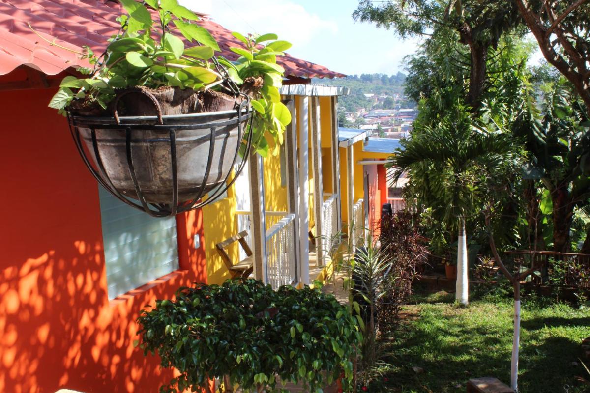 Las Casitas Hostal-Ataco - Housity