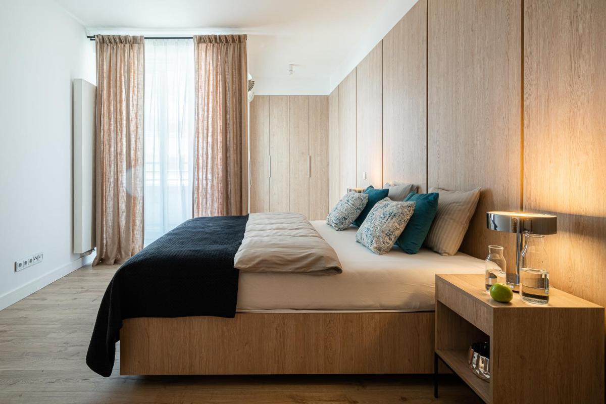 Ovo Apartment Market Square Wroclaw - Housity