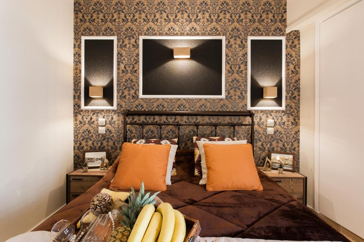 Museum of Modern Art Rooms in apartment, next to metro Suggrou Fix, walk to Acropolis - Housity