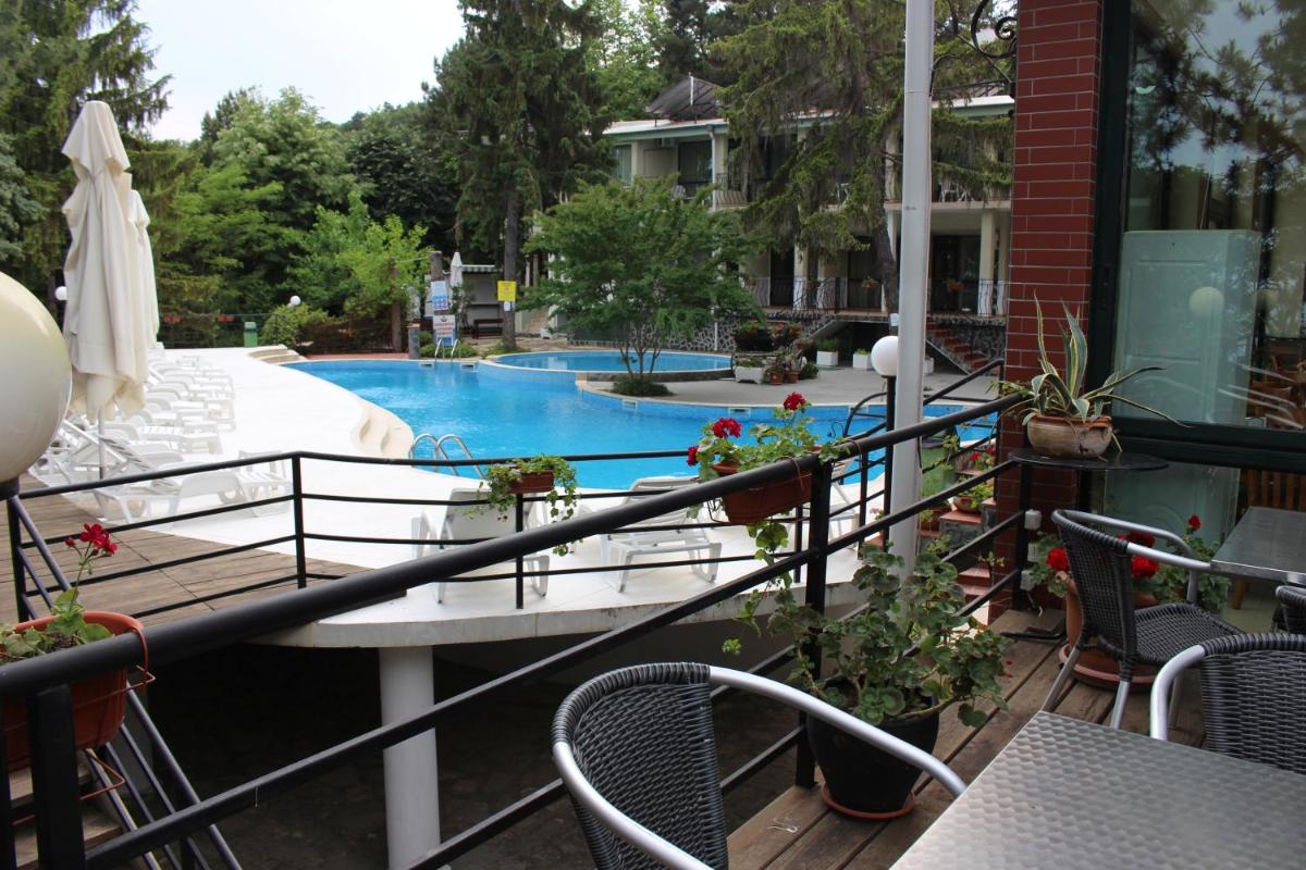 Park Hotel Briz - All Inclusive & Free Parking - Housity