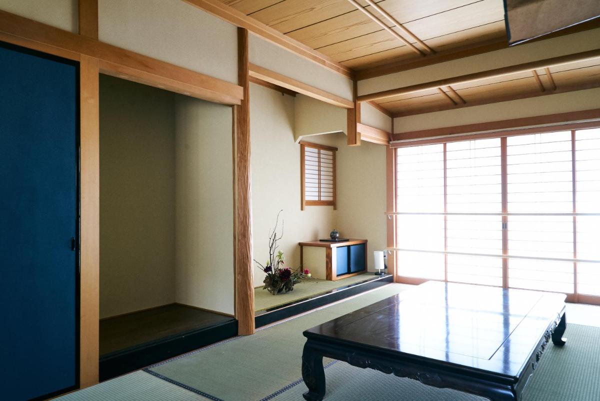 Tengu TABI-NE, Cotengu TABI-NE - Housity