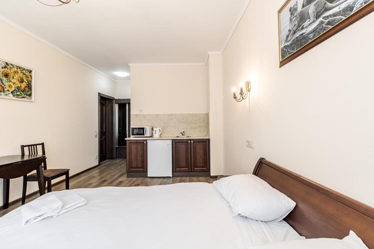 Opera House Apartment 1 - Housity