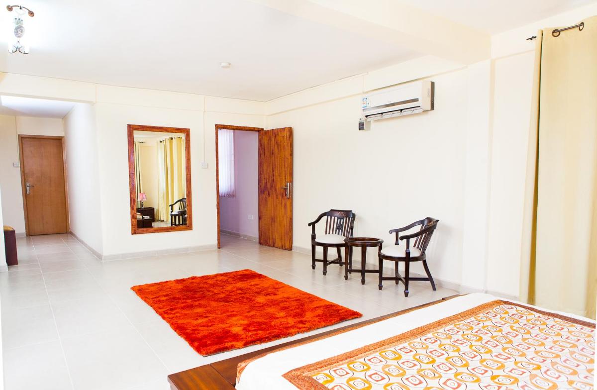 Maxwell Court Apartments - Housity