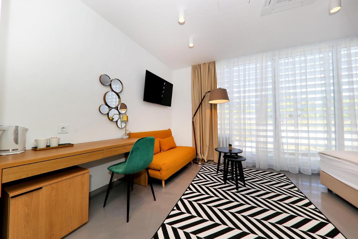 White Rooms Zadar345 - Housity