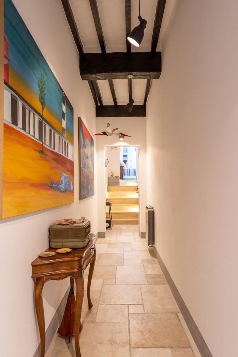 ManillaHouse - Housity
