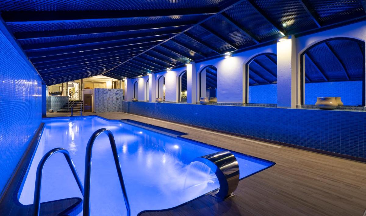 Piscina en o cerca de MS Aguamarina Costa del Sol