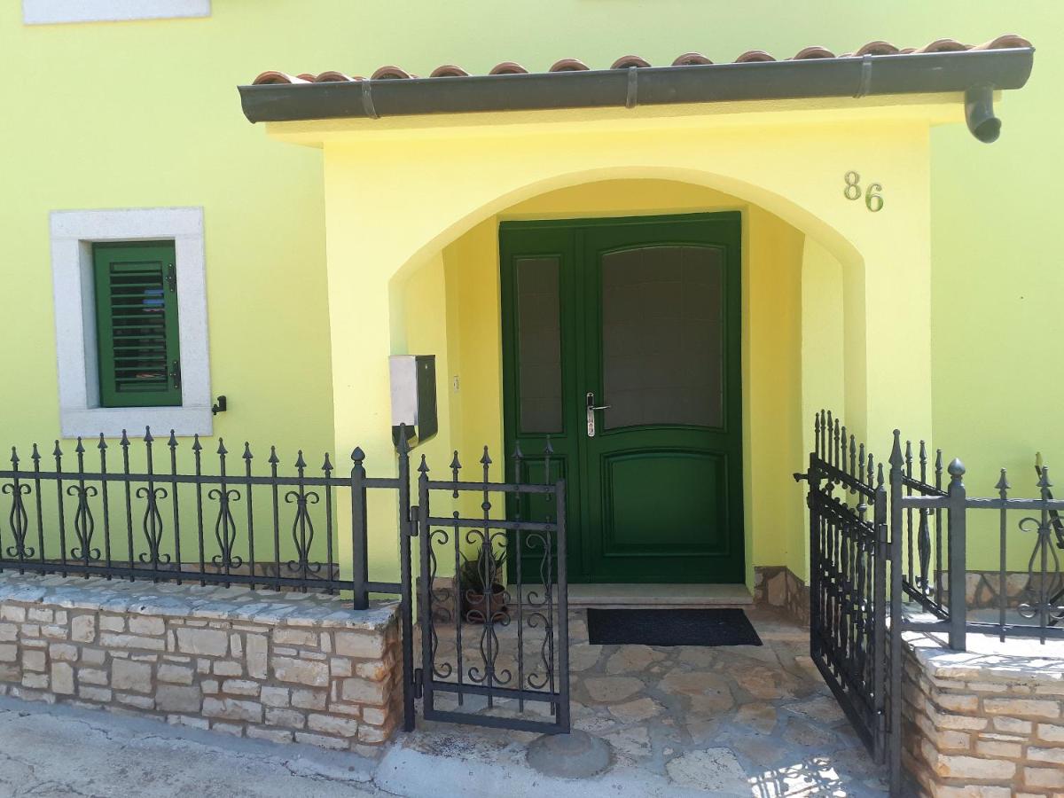 Apartment Terra Rossa - Housity