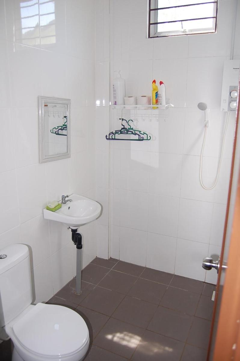 Marco Polo Rest House - Housity