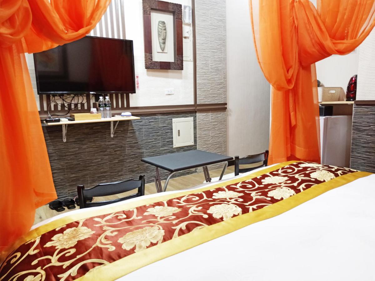 Maple House - Housity