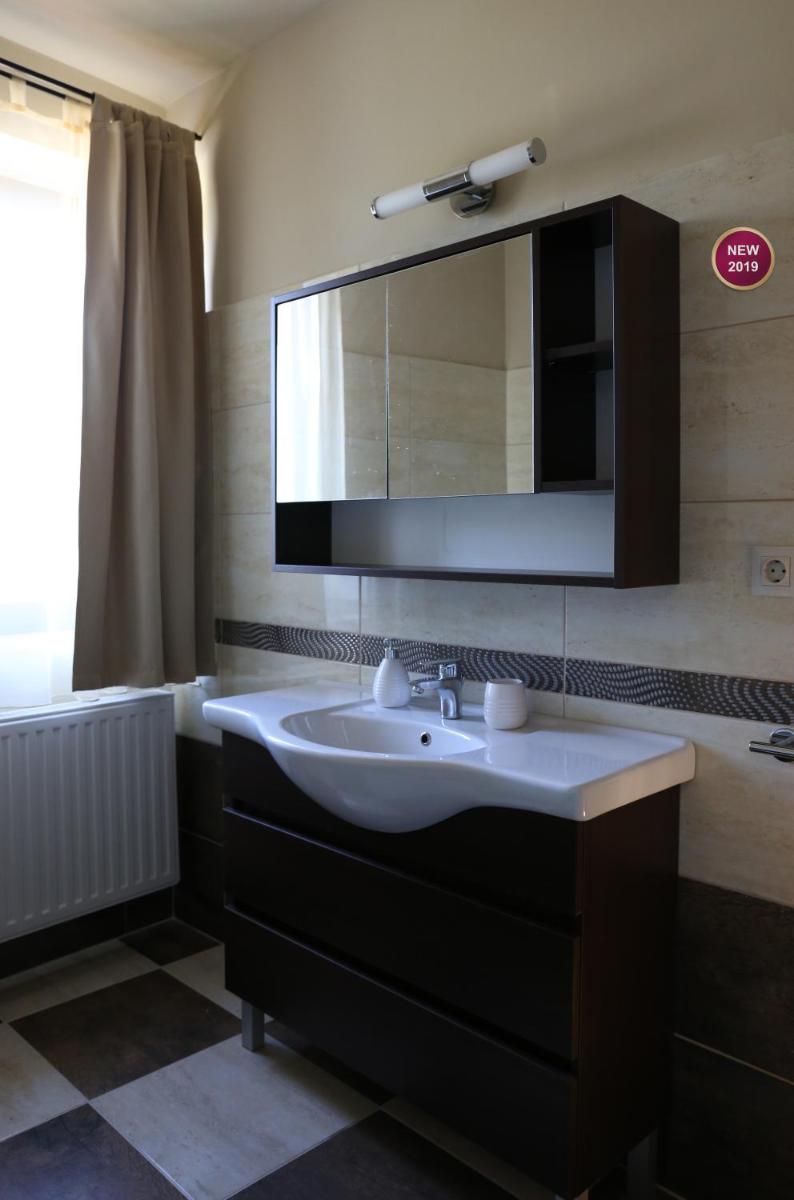 Rábagyarmati Apartman II - Housity