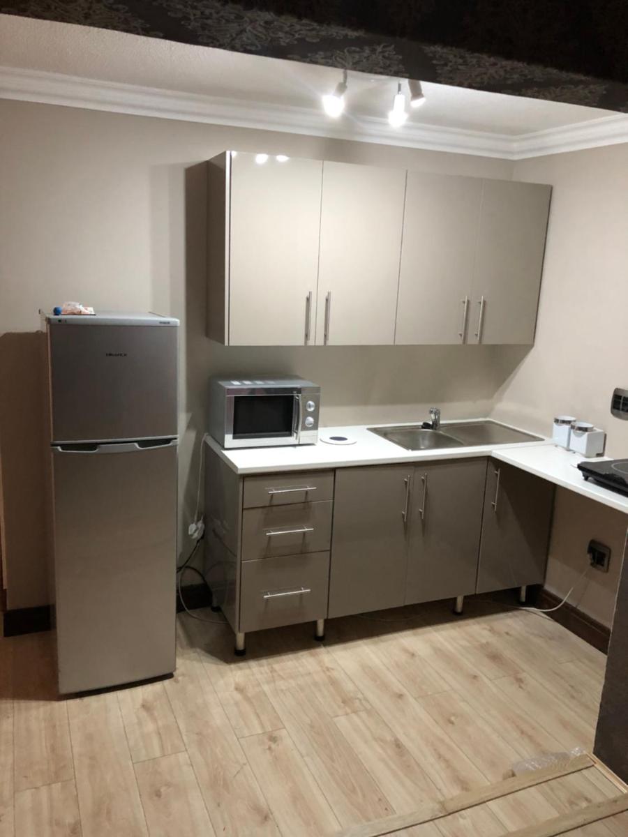 Annies Place Self Catering - Housity