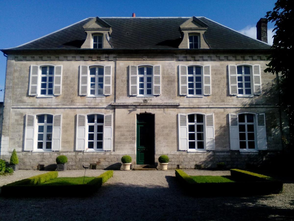 Charme D Antan - Housity