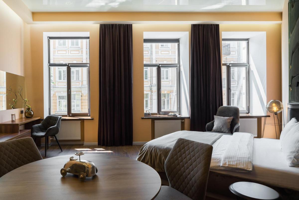 Suitetrails - Sofievskaya Apartments