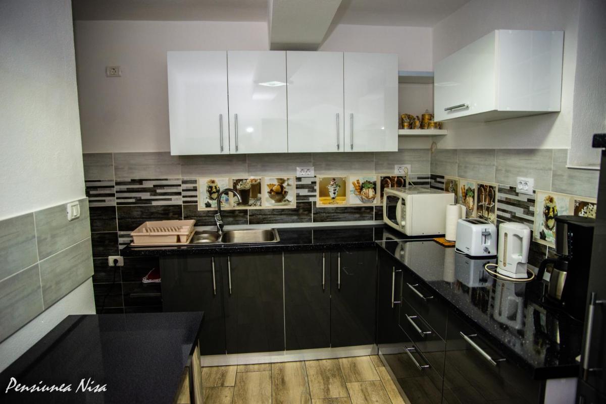 Pensiunea Nisa - Housity