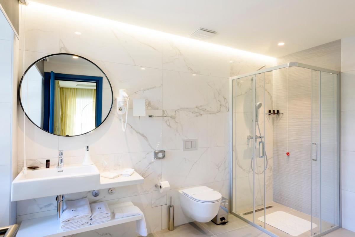 Hotel Gradska Cetinje - Housity