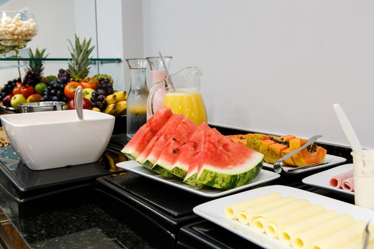 Dr. Marinho Apart Hotel - Housity