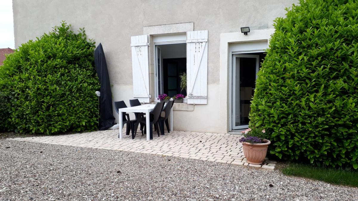 Gite Aux Lauriers - Housity