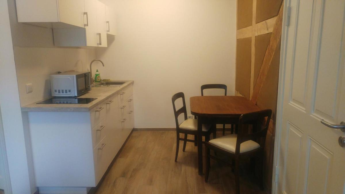 Mirabellenhof - Kleine Ferienwohnung mit Altstadtblick - Hizvo