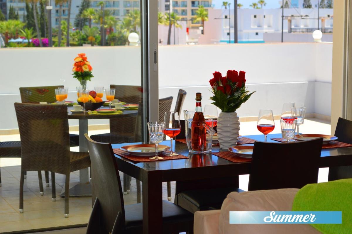 Grand Napa Harbor 3 Bedroom Penthouse Apartment Large 65m2 Balcony with Sea view - Housity